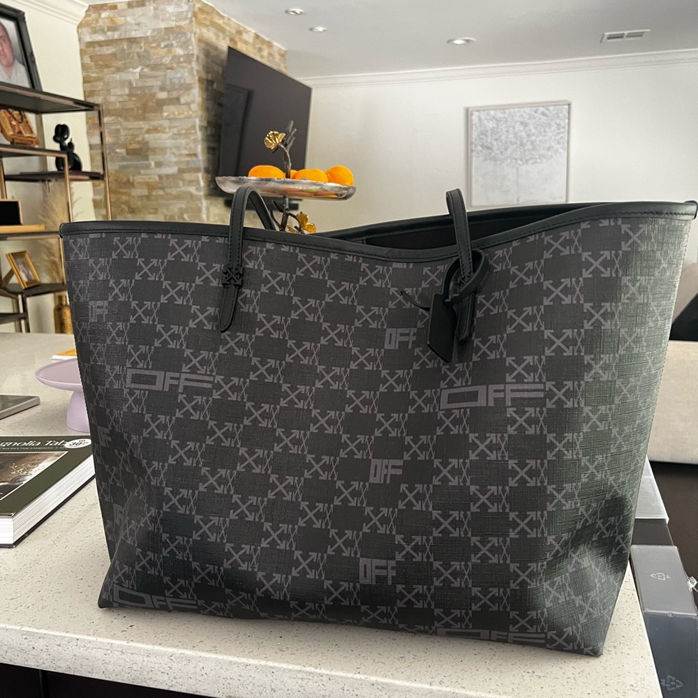 Off White Tote